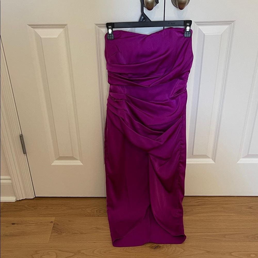 Elegant Purple Strapless Midi Dress
